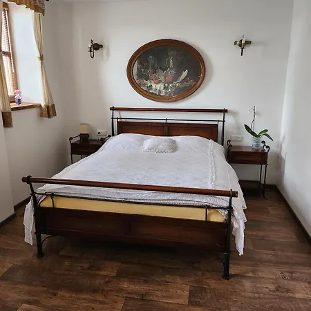 Hospudka Na Trucovne Séjour chez l'habitant *